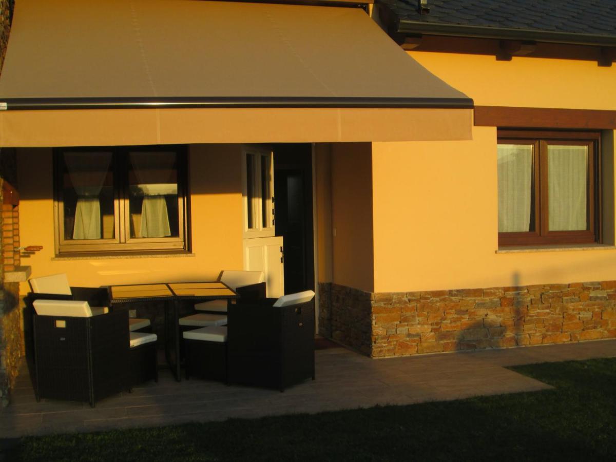 Apartamentos Fonte Villar Navia Exterior photo